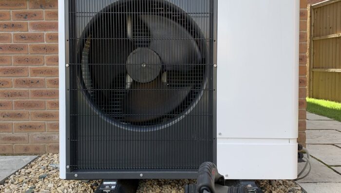 mitsubishi zubadan r32 mitsubishi zubadan r32